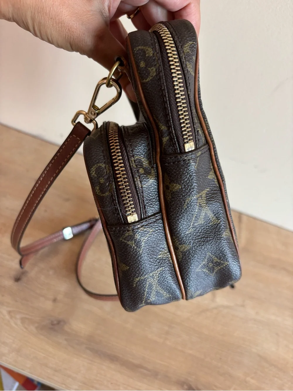 Authentic Louis Vuitton monogram crossbody